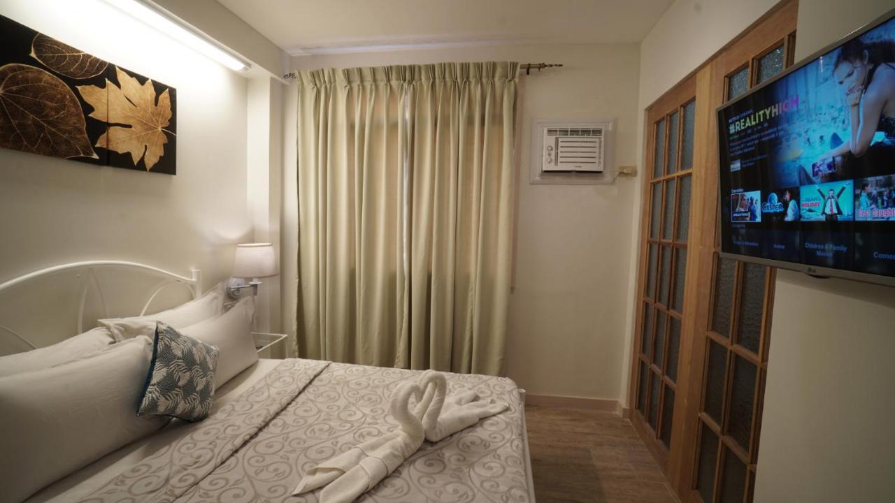 1775 Adriatico Suites Manila Bagian luar foto