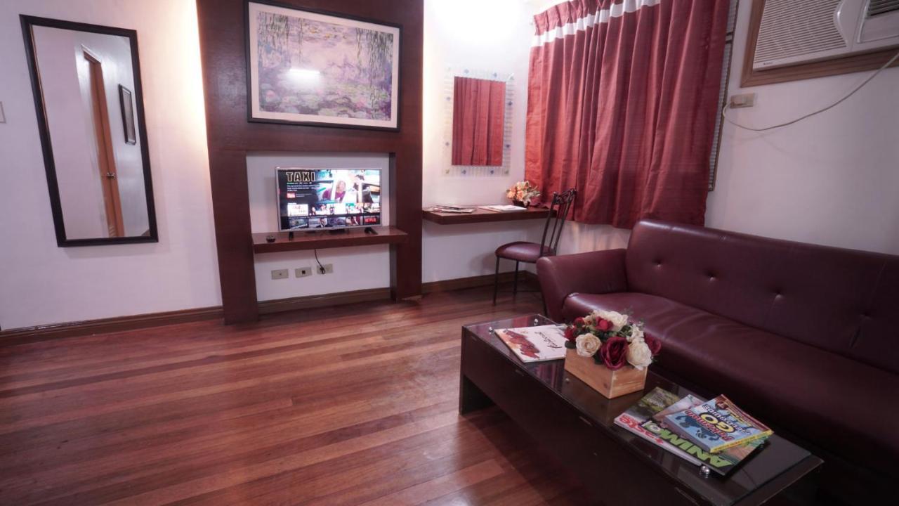 1775 Adriatico Suites Manila Bagian luar foto